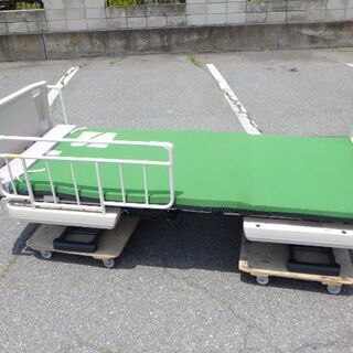 在宅用電動介護ベッド　パラマウントベッド　楽匠Zシリーズ　￥21...