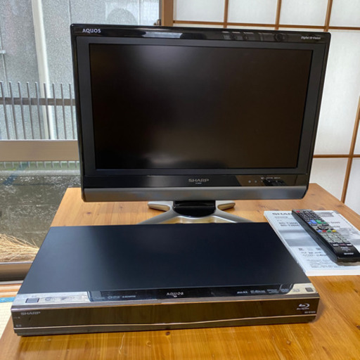 セットで7,000円★シャープ　液晶カラーテレビ　ブルーレイディスクレコーダー　セット★
