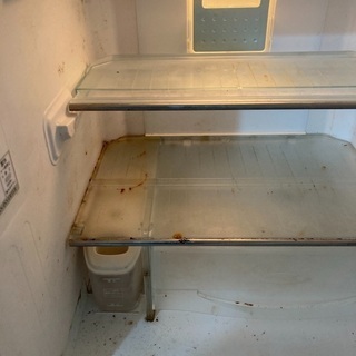 日立冷蔵庫の画像
