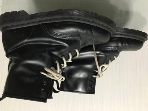 ドクターマーチン8ホール