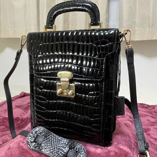 クロコダイル！2wayショルダー付きセカンドバック！