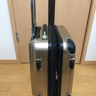 【中古】smart bird スーツケース キャリーケース Sサイズ（伸縮可能で容量拡張可）の画像