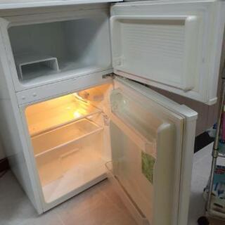 一人用冷蔵庫の画像