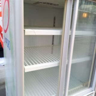 G4742　カード利用可能　１ヶ月保証　サッポロビールの電光板光ります♪　SANDEN　MUR-70X　動作良好♪　1999年製　外面塗装ハゲ有り　中板錆有り　札幌　業務用家電　送料B　プラクラ南9条店の画像