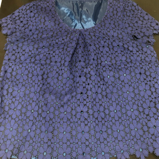 ロペピクニックの紺のカットソー