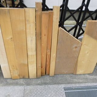 【無料で早いもの勝ち！】建築現場でもらった木製端材各種