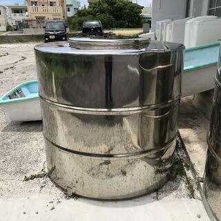 【引取限定】ステンレスタンク　約1ｔ用 中古品【うるま市田場】