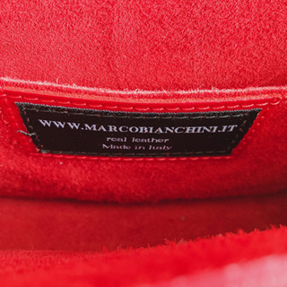 【美品】1度のみの使用　マルコビアンチーニ　ショルダー　クラッチ　赤の画像
