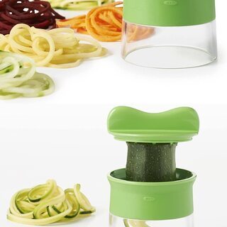 OXO ベジタブルヌードルカッター 新品 スパイラライザー ベジ...