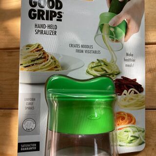 OXO ベジタブルヌードルカッター 新品 スパイラライザー ベジヌードル 野菜麺の画像