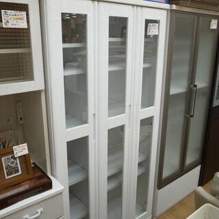 書棚 本棚 ホワイト　コレクションボードや食器棚としても　【モノ...