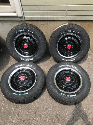 アクティ・ハイゼットの4WDにお乗りの方どうでしょう？オールテレーンホワイトレタータイヤ＆デイトナスタイルルックのスチールホイール4本セット！別売ナットを使えばエブリィ・キャリーにも！