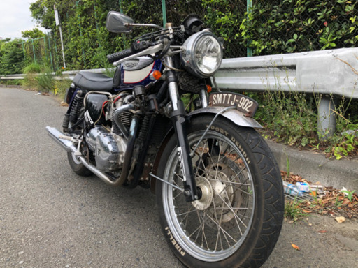 トライアンフ　ボンネビルT100