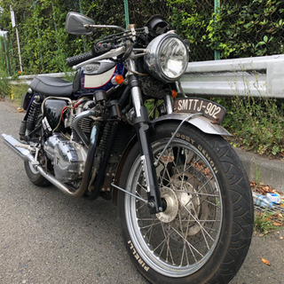 トライアンフ　ボンネビルT100