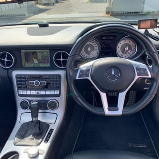極上車‼️タイヤバリ山‼️全込み160万円‼️SLK‼️の画像