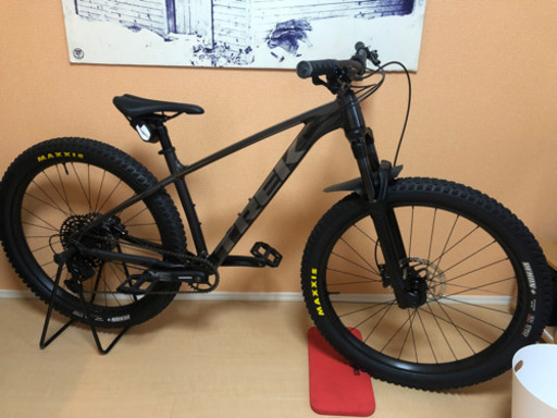 ★ジモティ割あり★  クロスバイク 28インチ ブラック クリーニング済み KJ4243 ☆ジモティ割あり☆ クロスバイク 28インチ ブラック クリーニング済み