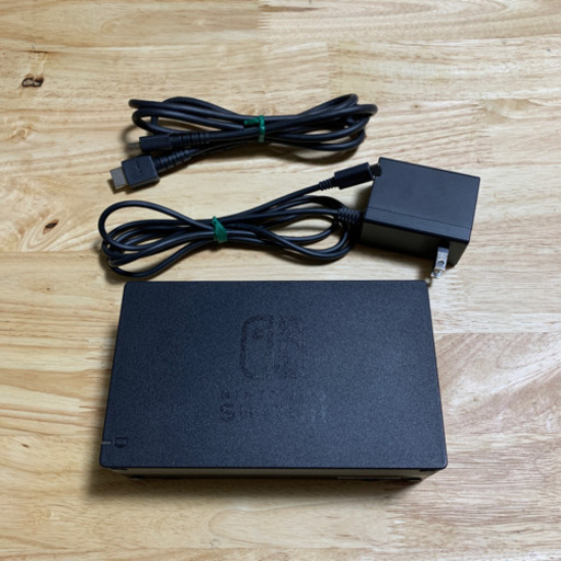ニンテンドースイッチ 任天堂switch ドック コントローラー 電源アダプター HDMI付属