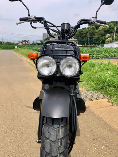 出ました！大人気ズーマー！ピカピカ程度極上！　ワンオーナー！走行4千キロ台！整備しすぎて絶好調です！