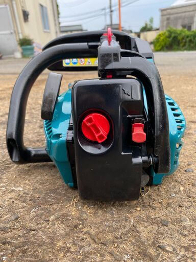 現物確認歓迎 初期不良対応OK 整備済 マキタ　楽々スタート 30.1cc エンジン チェーンソー MEA3110TM 取説はメーカーHPで見れます