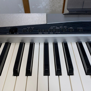 電子ピアノ　カシオの画像