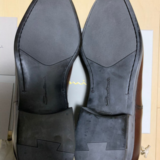 新品・未使用 サントーニ　ローファーの画像