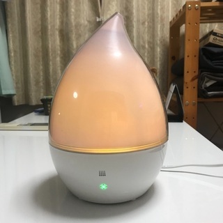 LUMINOUS RAINBOW DEW 加湿器 しずく型 アロマ対応 7色「TSK-RL28-WH」の画像