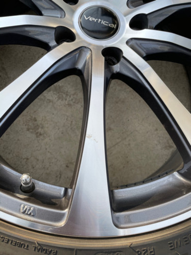 245/40r20 タイヤ　ホイール