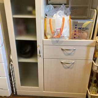 ニトリ キッチン収納☆ ほぼ新品同様です！(利用中のため、中に物入ってます)