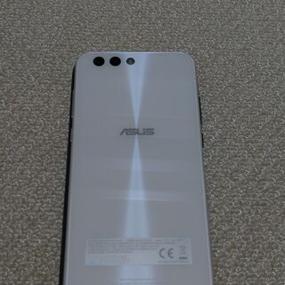 ZenFone4カスタマイズモデル 中古美品　欠品無しの画像
