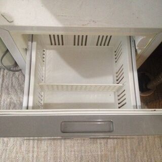小型冷蔵庫（保冷庫）の画像