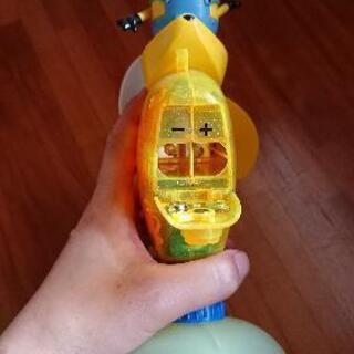 ミニオンズ 扇風機つき霧吹き？の画像