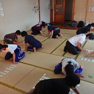 競技かるたの練習をしています！！沖縄秋の田会