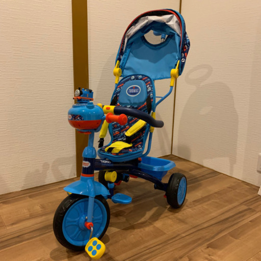 【トーマス三輪車】☆値下げ交渉可！☆ストライダー アイディス　ペダルなし自転車　足蹴りバイク