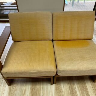コスガ 2人掛けソファ(ソファ)の中古が安い！激安で譲ります