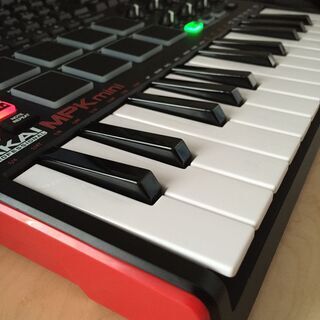 【中古25鍵MIDIキーボード】AKAI MPK miniの画像