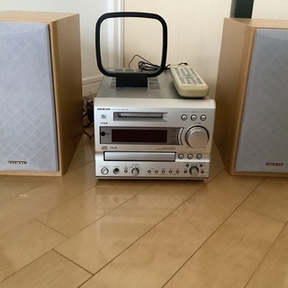 ONKYO  CD MD ラジオ　ミニコンポ　取引者様決定