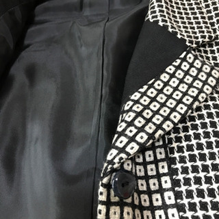 おしゃれ‼️毛100モノトーンジャケットM〜L☆未使用の画像