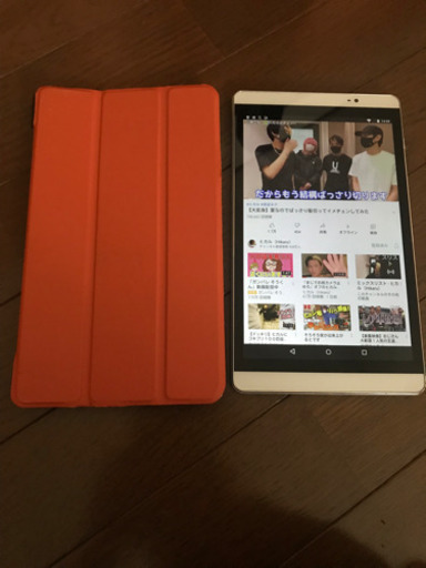 docomo‼️d-tab‼️タブレット‼️            ハーマン　カードン‼️ケース付き‼️       you tube視聴ok‼️キレイですよ‼️