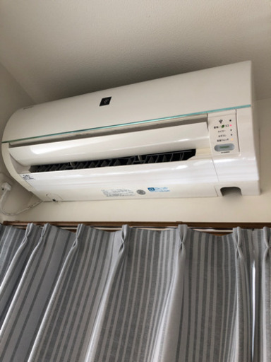 シャープ　エアコン
