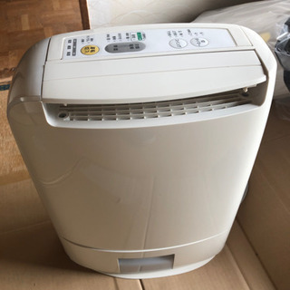 （お引き渡し完了）Panasonic除湿機