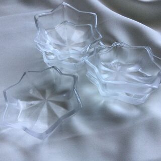ガラス器（５個まとめて100円）