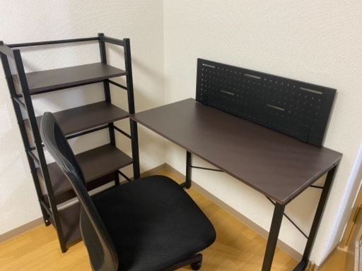 PCデスク、ラック、チェア