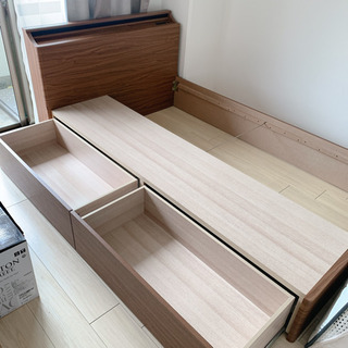 【超美品🌟】セミダブルのベットフレーム