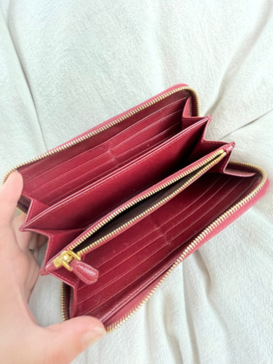 プラダ　正規品