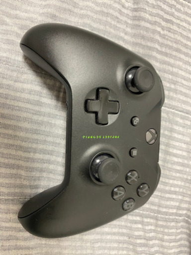 Xbox One X Project Scorpio 本体