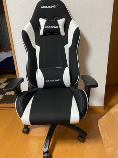 エーケーレイシング　ゲーミングチェア 