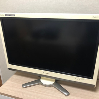 シャープ　テレビ　32インチ　2008年製