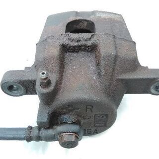 パジェロミニH58A　右側中古ブレーキキャリパー（ピストン·シリ...