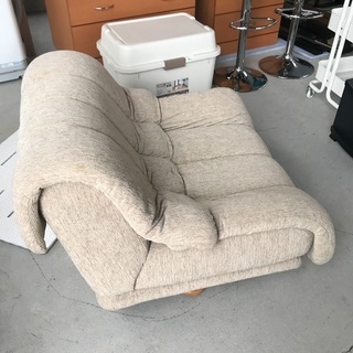 回転1人用ソファーの画像