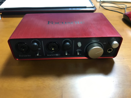 FOCUSRITE SCARLETT 2i2 オーディオインターフェイス